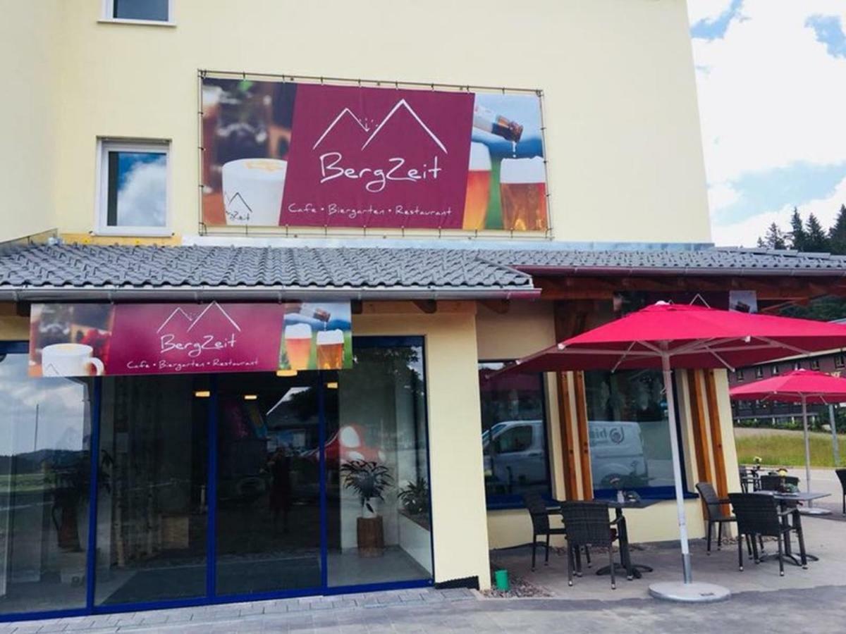 Ferienwohnung mit Whirlpool&Balkon, direkt an der Skipiste/an den Wanderwegen Feldberg  Buitenkant foto